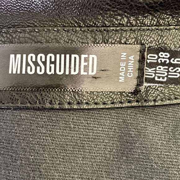 MISSGUIDED Faux Leather Button Down Oversize Shirt Dress SZ 6 - Picture 5 of 5
